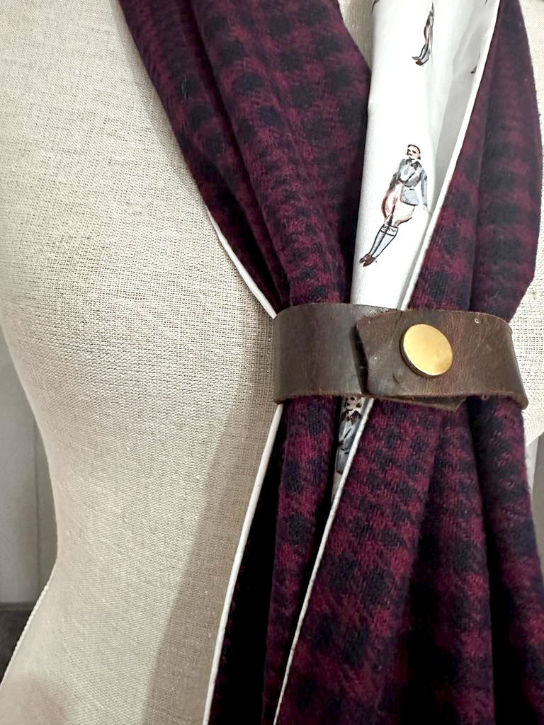 Deep Red and Navy Houndstooth Check Scarf