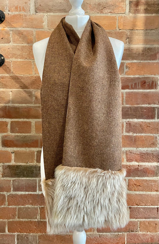 Tweed and Toscana shearling scarf